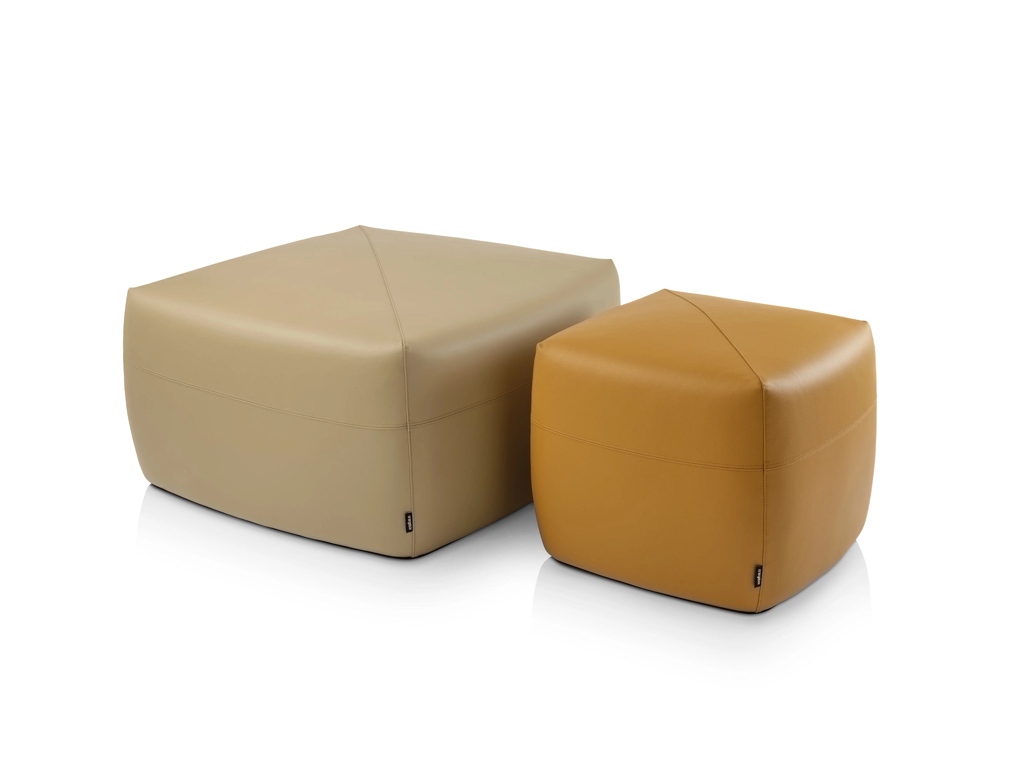 modern, ergonomic soft seating solution designed for home offices, commercial workspaces, coworking areas, and collaborative environments. Ideal for informal meetings, relaxation, and creative spaces, this home- and office-compliant seating is available via purchase, subscription, or lease, supporting a circular economy.