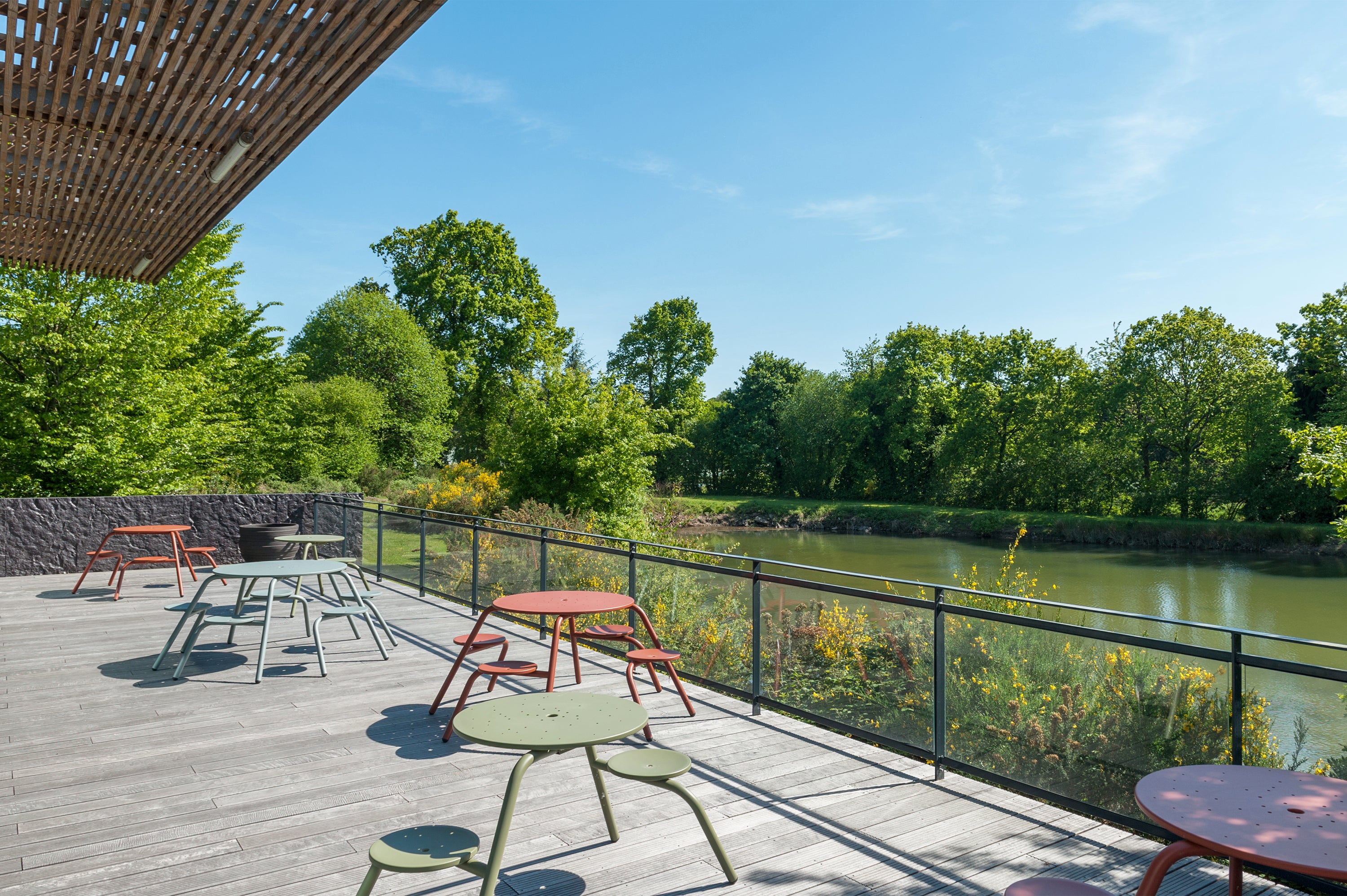 Extremis - Virus Seat Collections