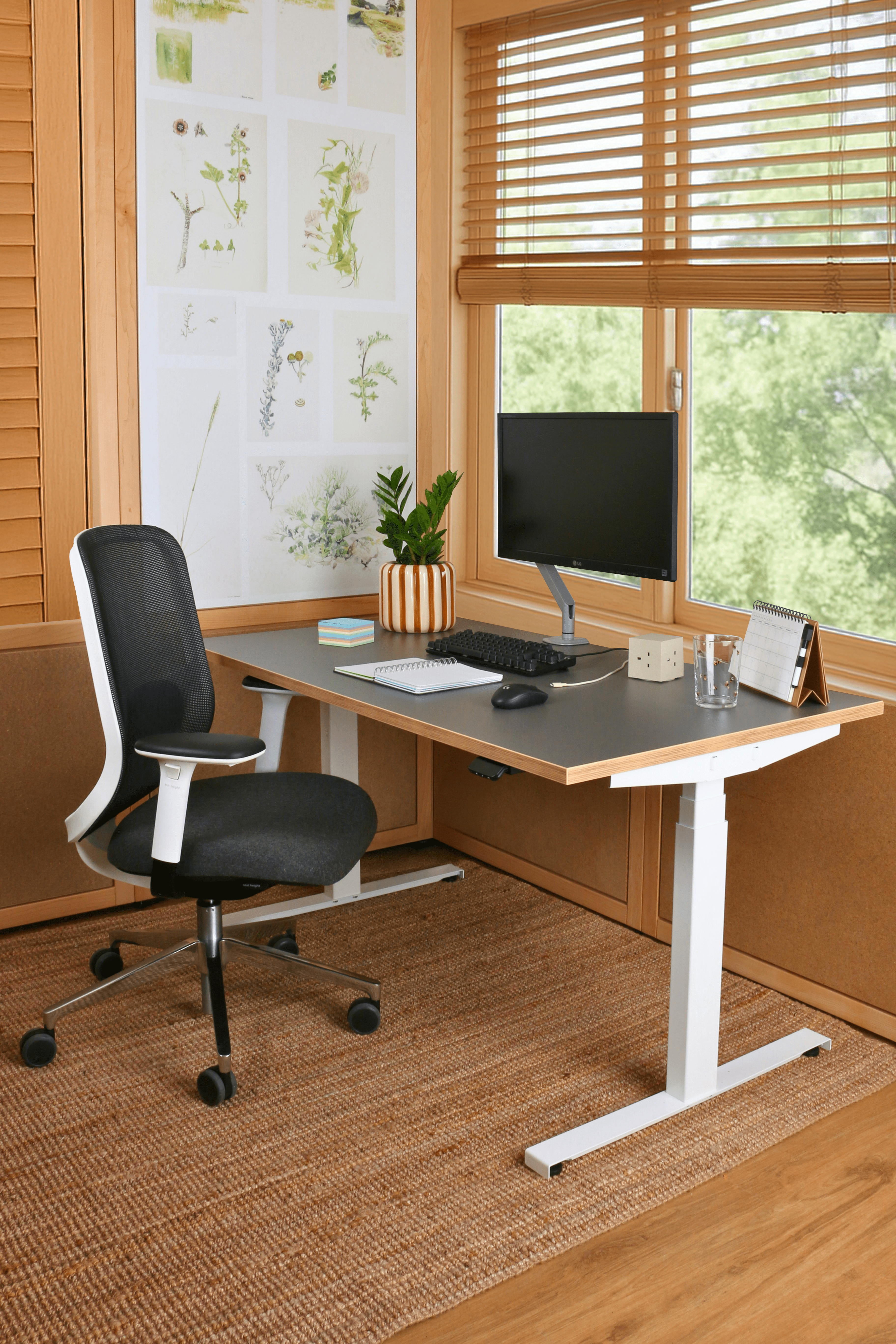 Do Better Chair & Height Adjustable Desk Bundle