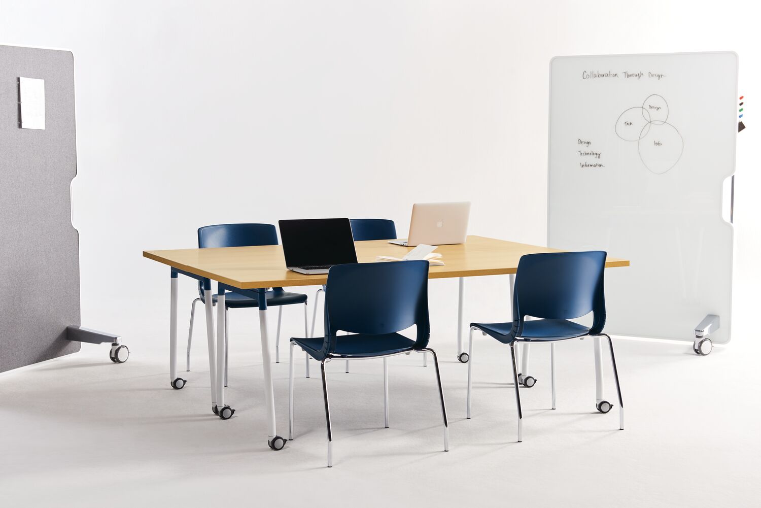 Teknion - Thesis Fliptop Table