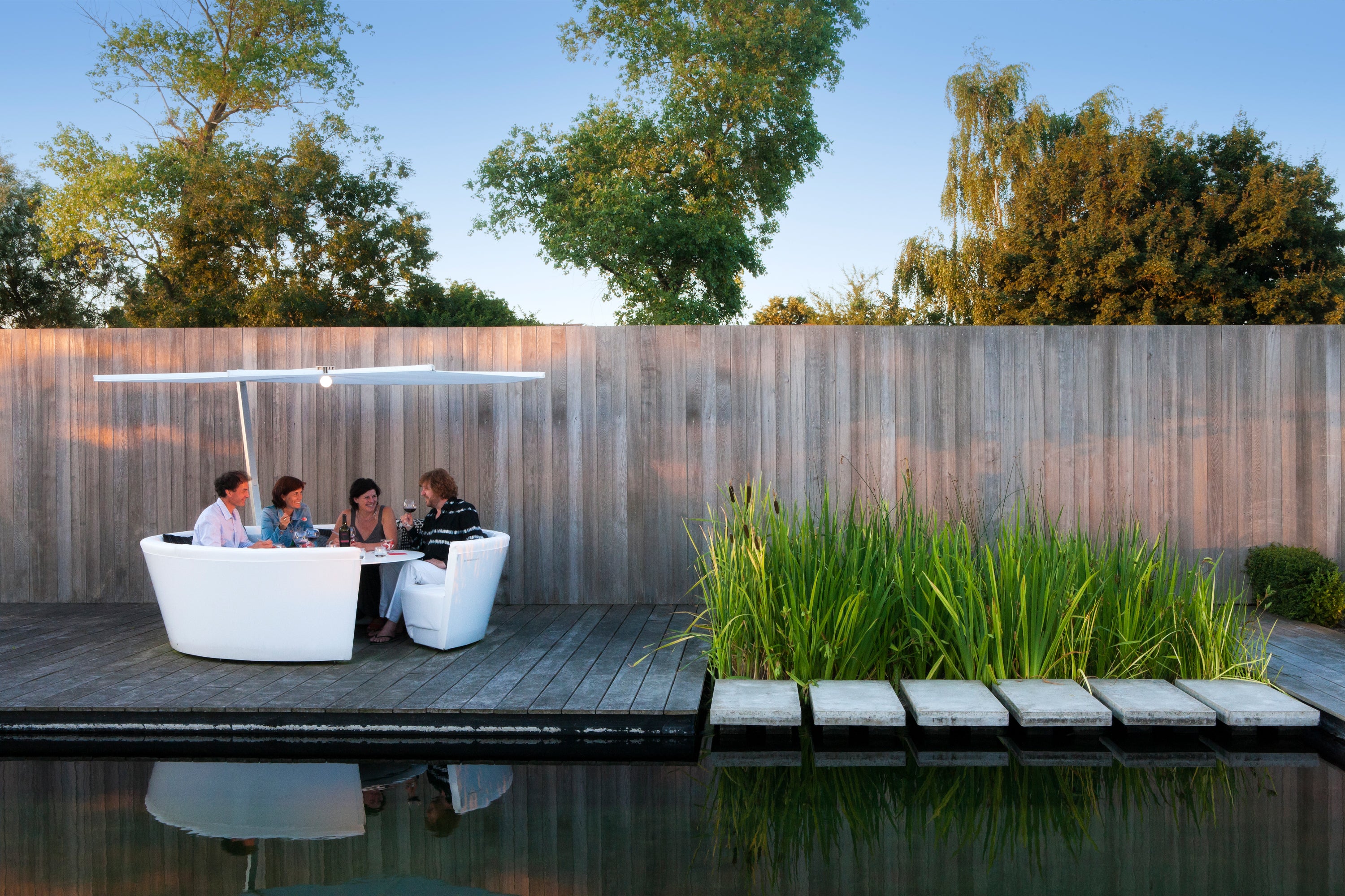 Extremis - Kosmos Seat Collection