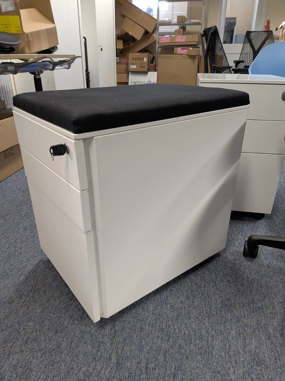 25 X Mobile Under Desk Pedestal Metal White 3 Drawer Storage White